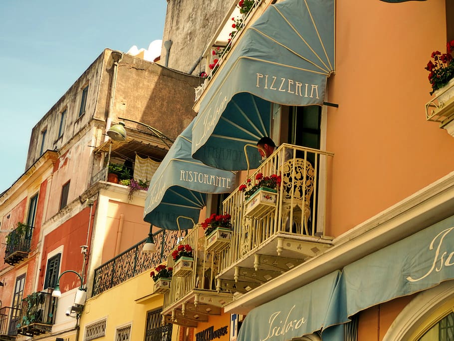 Italia, Capri, pizzería, Annacapri, edificio, arquitectura, balcón, exterior del edificio, estructura construida, texto