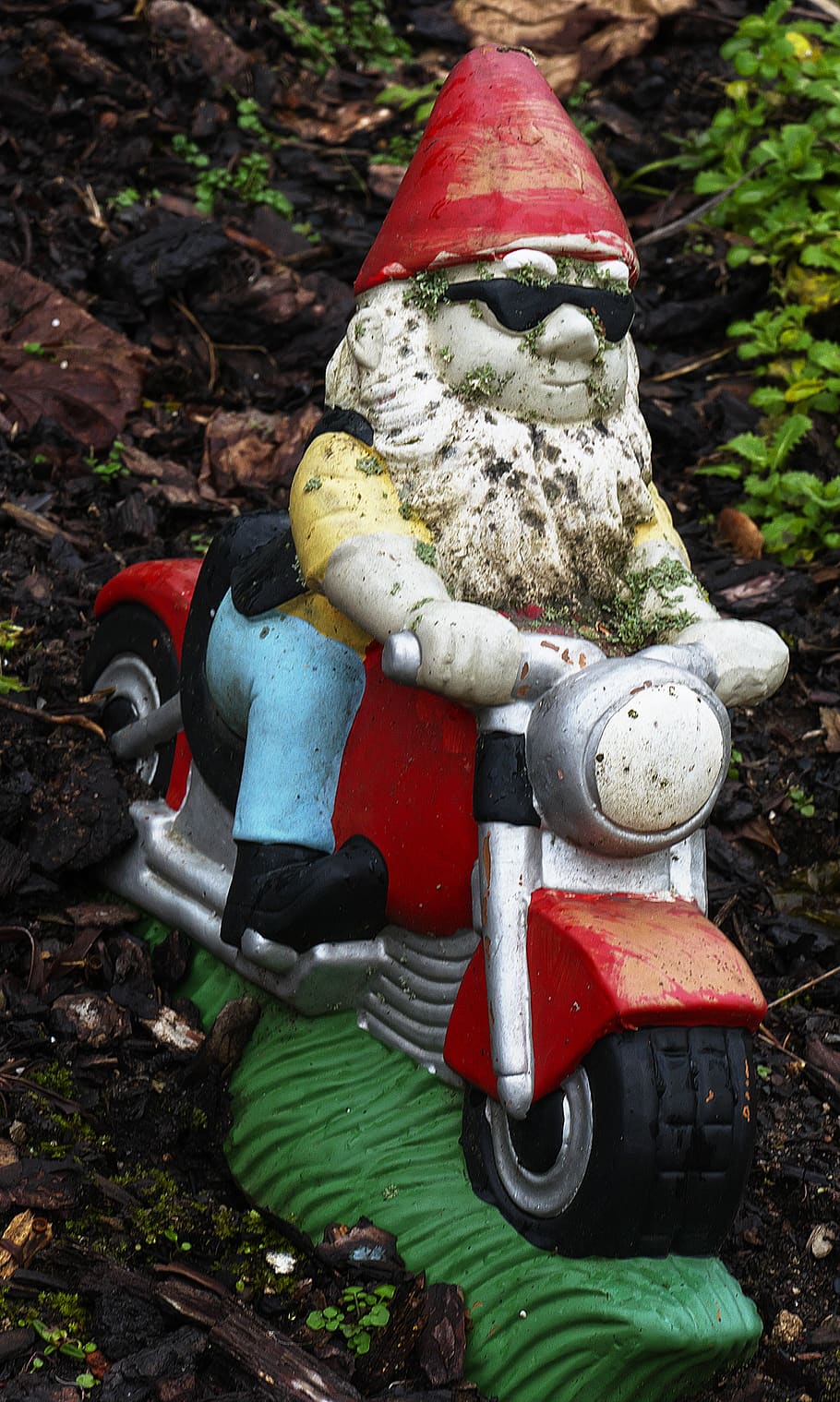 garden gnome, motorcycle, dwarf, imp, fabric, weathered, garden, ceramic, deco, decoration