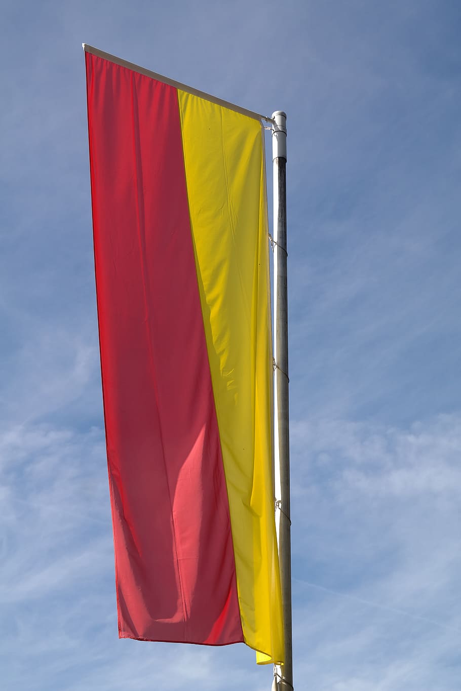 Flag, Yellow, Flagpole, Swabia, red, swabia bavaria, swabia bavaria flag, flag of swabia bavaria, flag of bavaria swabia, sky