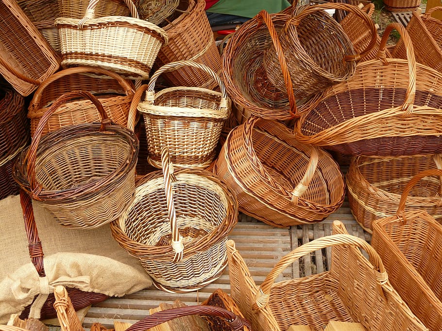 wicker, baskets, weave, willow, braided material, craft, market, sell, sales stand, basket