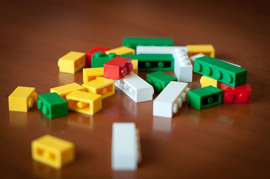 bloco de construção de cores sortidas lote, lego, pedras, construir, brinquedo, bloco de brinquedo, multi colorido, infância, dentro de casa, madeira - material