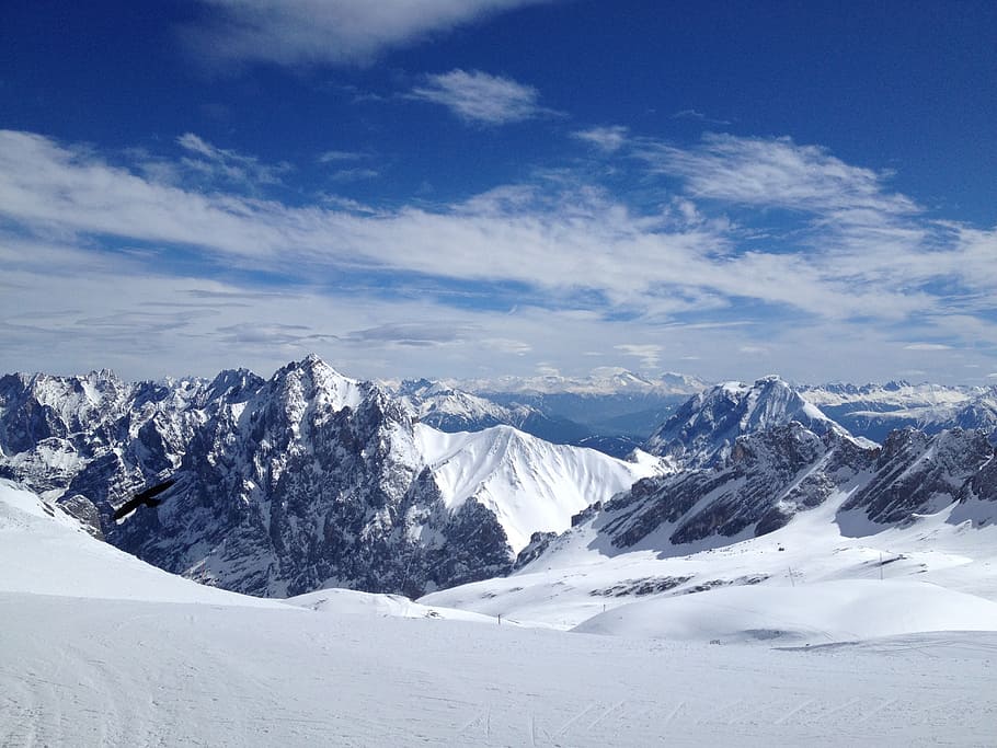 https://p1.pxfuel.com/preview/919/422/458/winter-mountains-snow-alpine.jpg