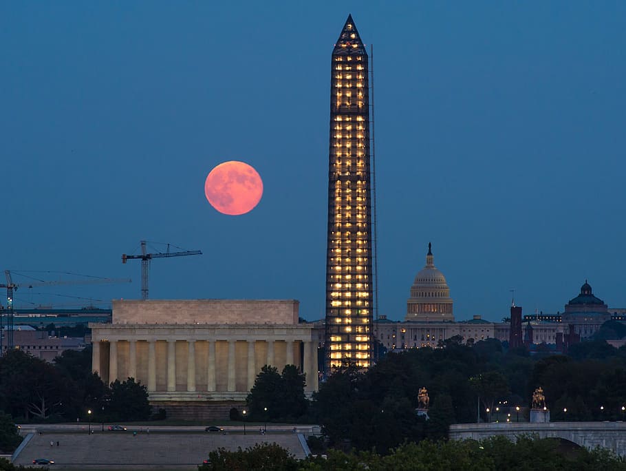 supermoon, full, perigee, night, washington monument, lincoln memorial, glowing, bright, light, clouds