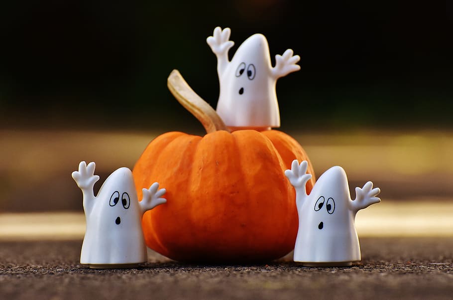 three, white, ghost plastic figures, Halloween, Ghosts, Pumpkin, happy halloween, ghost, autumn, october