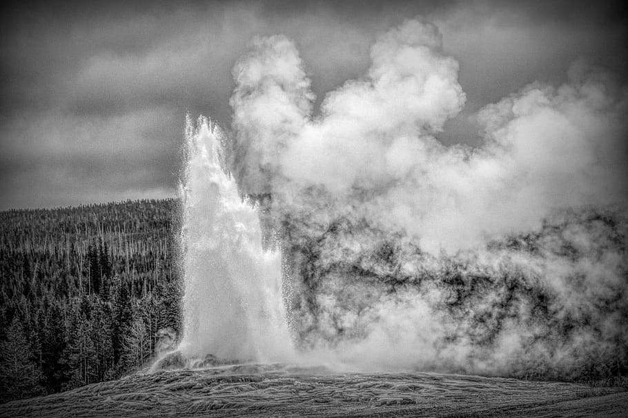 old faithful, geyser, yellowstone, wyoming, steam, national, park, water, nature, geothermal