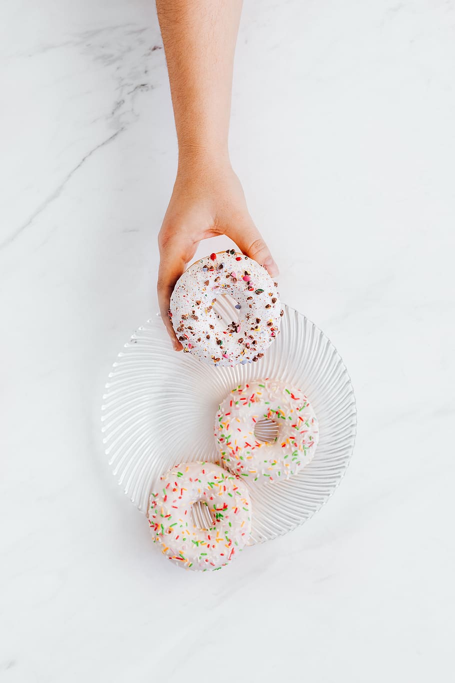 donuts, doughnuts, white, plate, marble, minimal, sweet, Coloured, dunts, glass