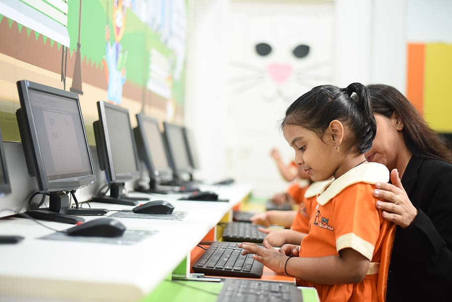 preschool, preschool in indore, kindergarten, https uckindiesmp, com, women, child, females, technology, computer