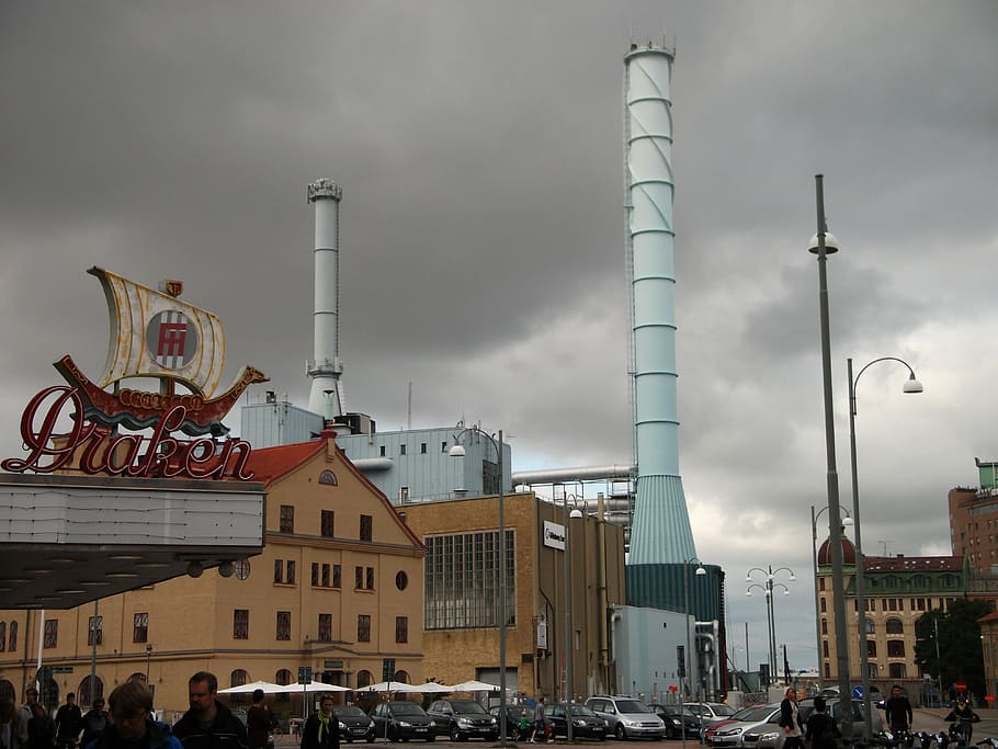 Gotemburgo, Draken, Fábrica, Chimenea, contaminación, humo - estructura física, industria, estructura construida, nube - cielo, exterior del edificio