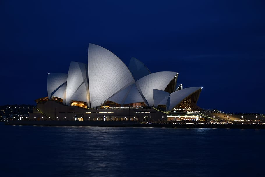 gedung opera sydney, australlia, waktu malam, tengara, langit biru tua, australia, pelabuhan, atraksi, tamasya, air