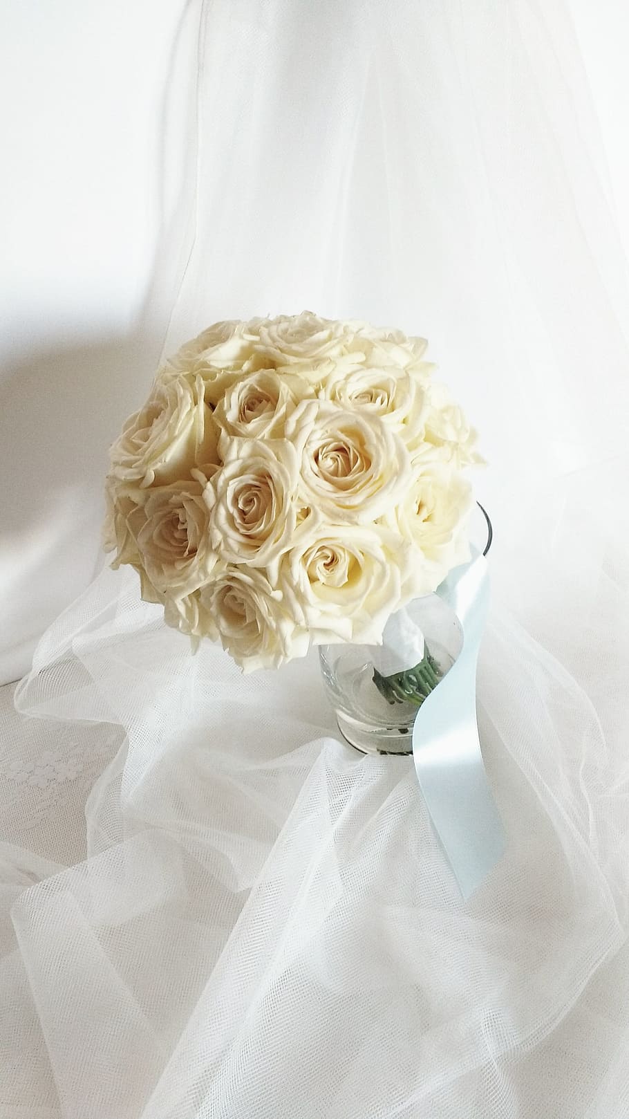 白い花束の花 ウェディングブーケ バラ 結婚式 花の花束 白 花嫁 バラ 花 花 お祝い Pxfuel