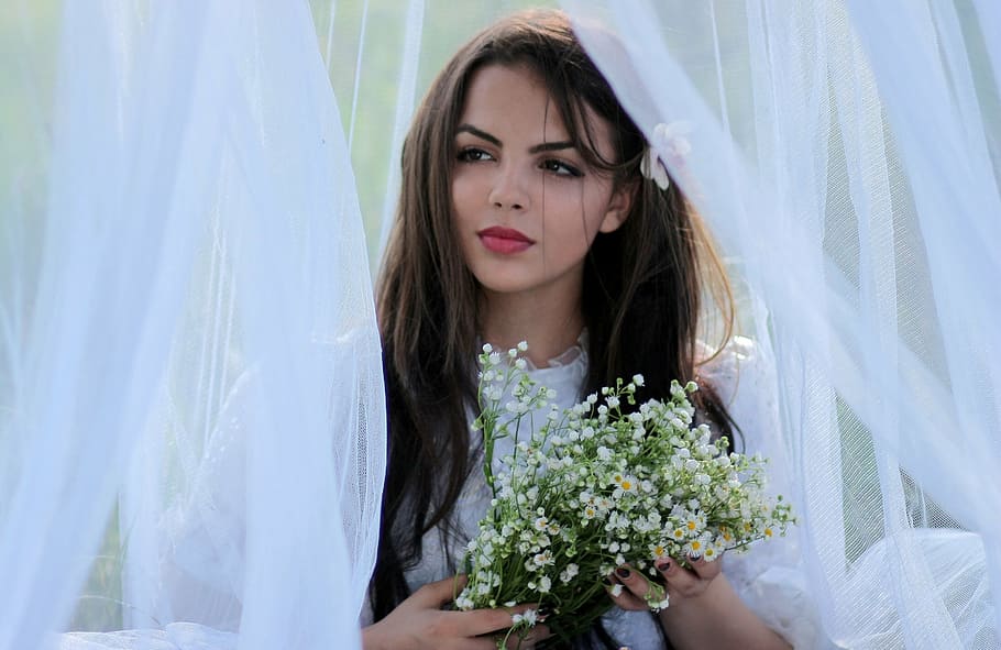 woman, white, puff-sleeved, top, holding, bouquet, baby, breath flowers, girl, veil