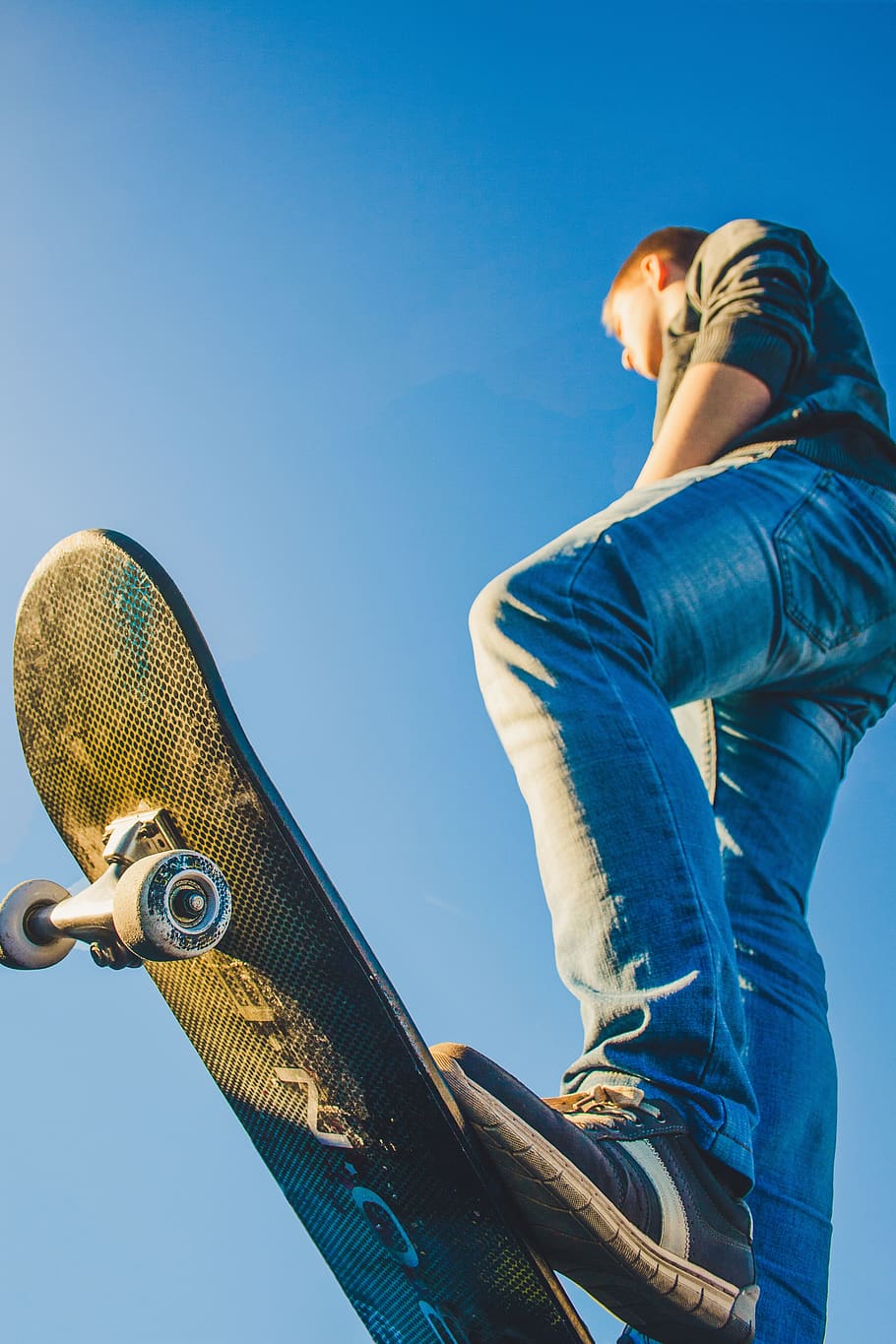 skate, sky, man, skateboarder, one person, clear sky, blue, low angle view, casual clothing, side view