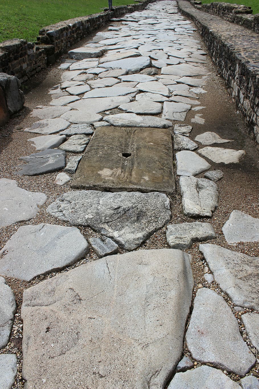 antique, rome, pavers, sewer, roadway, vestige, archaeology, st-roman-en-gal, footpath, solid