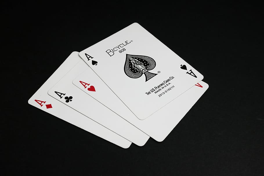kartu, permainan, poker, puncak, cacing, karo, klub, judi, kasino, bermain - Pxfuel