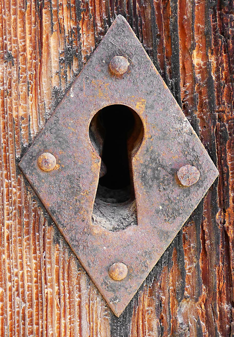 focus photo, keyhole, lock, open, rustic, wood, iron, diamond, rusty, door