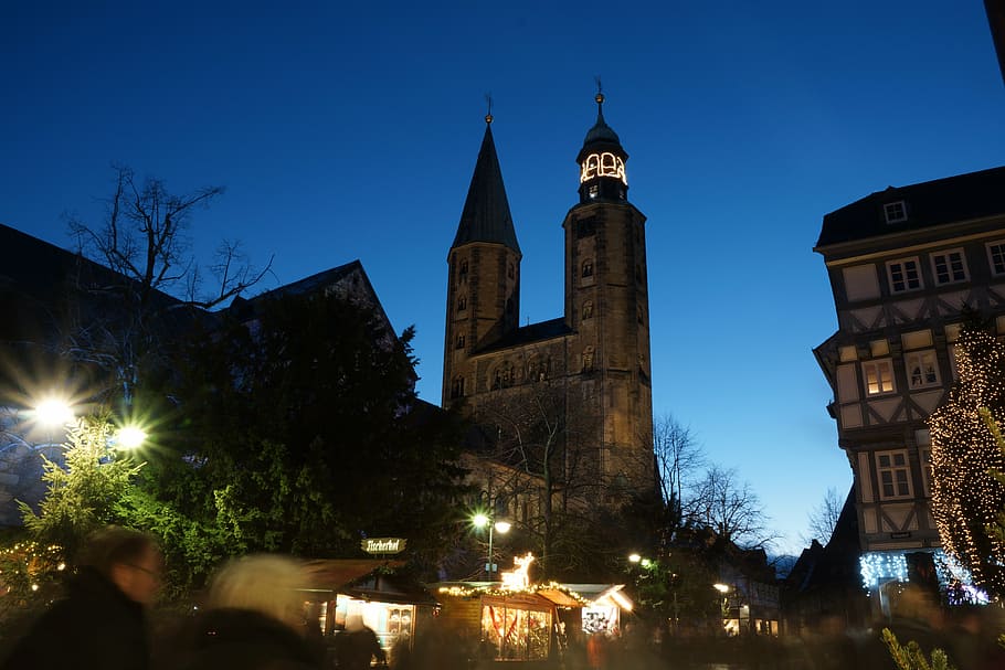 goslar, church, tower, evening, blue hour, twilight, market, medieval, building exterior, architecture