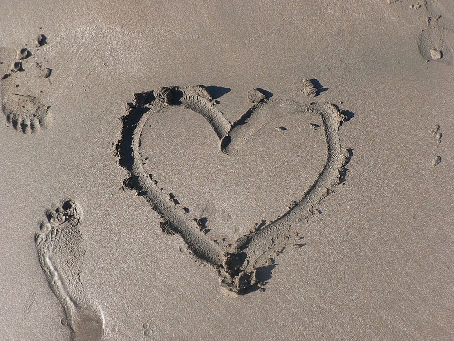 pasir, hati, tapak kaki, pantai, kreativitas, cinta, emosi positif, bentuk hati, emosi, tanah