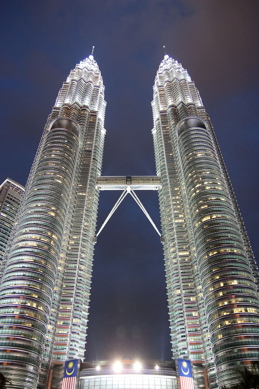 gris, dos, edificio de la torre, torres petronas, kuala lumpur, kl, malasia, klcc, paisaje urbano, ciudad