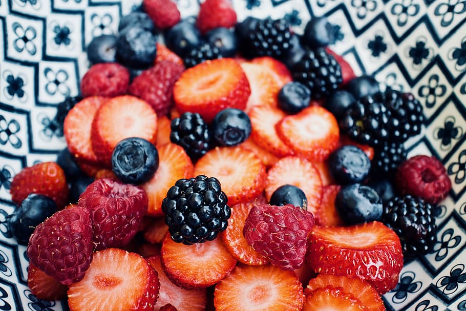berries, white, black, bowl, fruit, fresh fruit, strawberries, blueberries, raspberries, healthy food