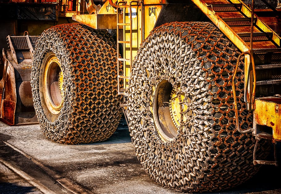 yellow, cat tractor photography, wheel loader, wheels, iron chain, rusty, chain, metal, links of the chain, rusted