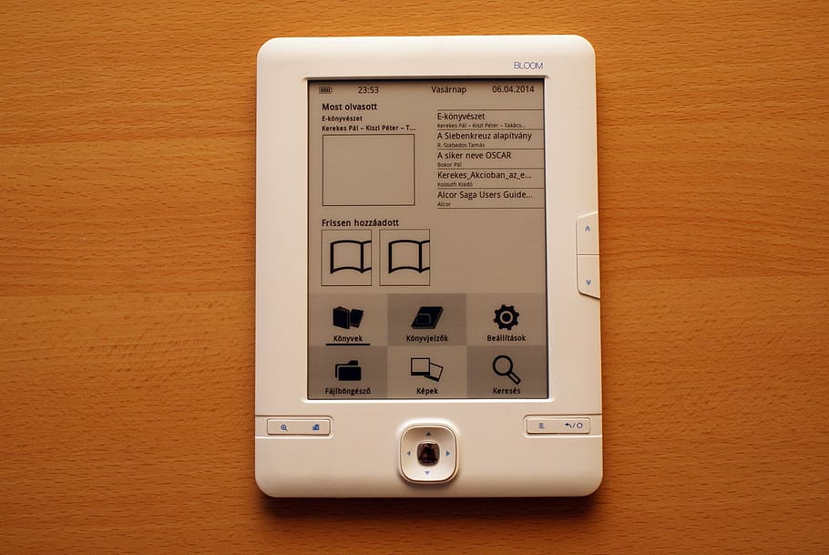 e-reader, e-book, ebook, e-ink, e-paper, tablet pc, technology, connection, communication, indoors