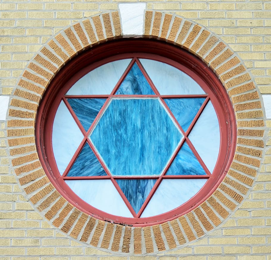 fotografía de primer plano, estrella, ventana temática de david, ventana, hublot, ventana redonda, estrella de david, vidrieras, casa, fachada