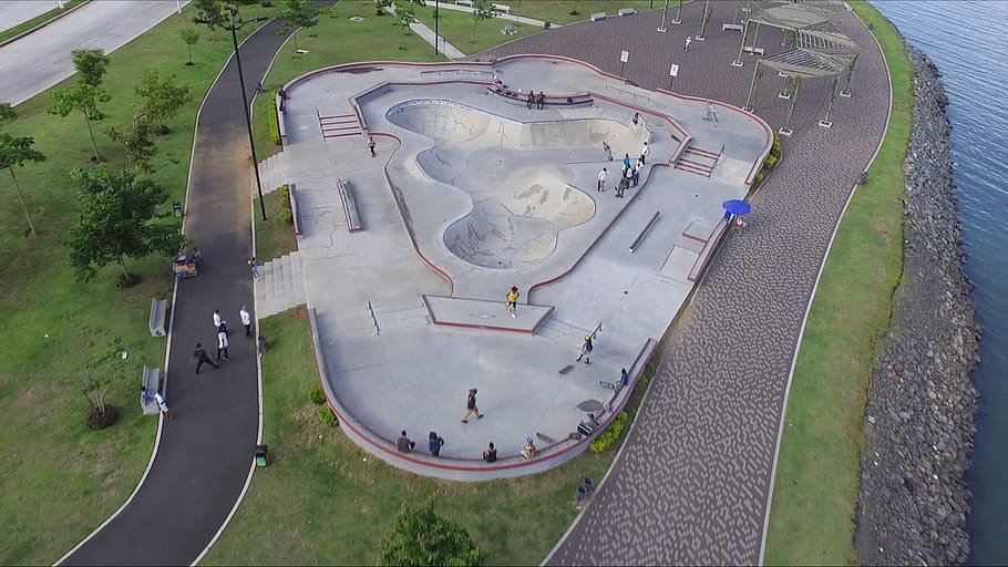 skate, skate park, areal view, skate board, prototype, projrct, high angle view, day, group of people, architecture