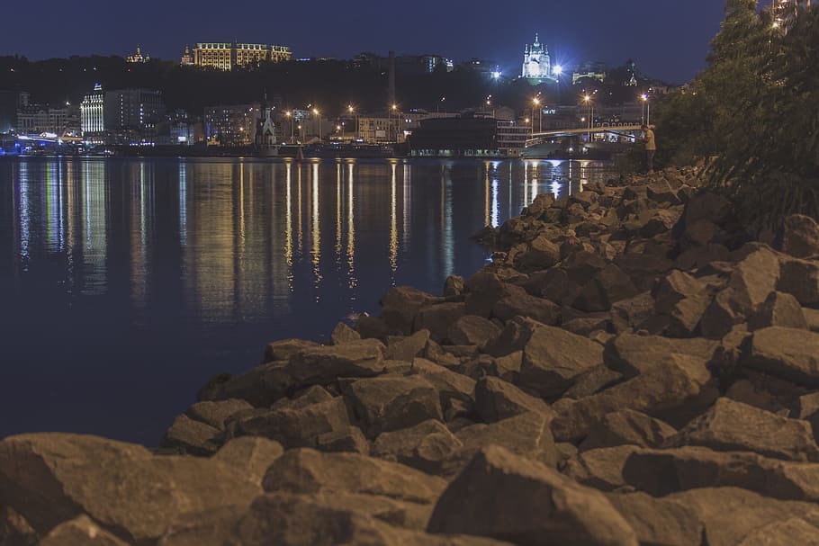 rocks, body, water, night time, Kiev, Skirt, City, Architecture, Ukraine, the urban landscape