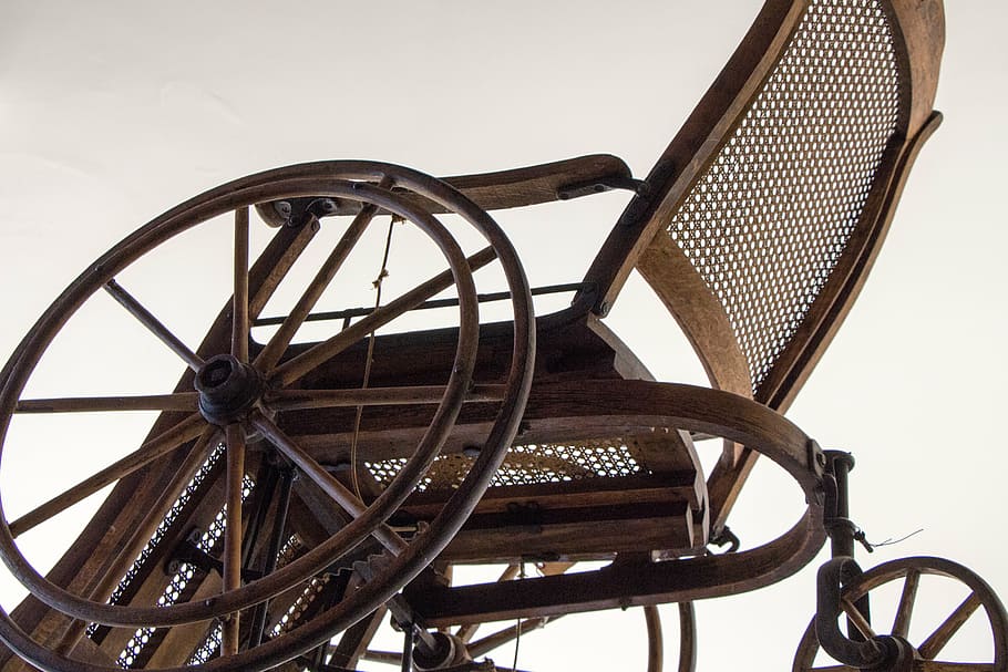 silla de ruedas de madera marrón, vintage, silla de ruedas, discapacitados, discapacidad, médico, ayuda, silla, rueda, hospital