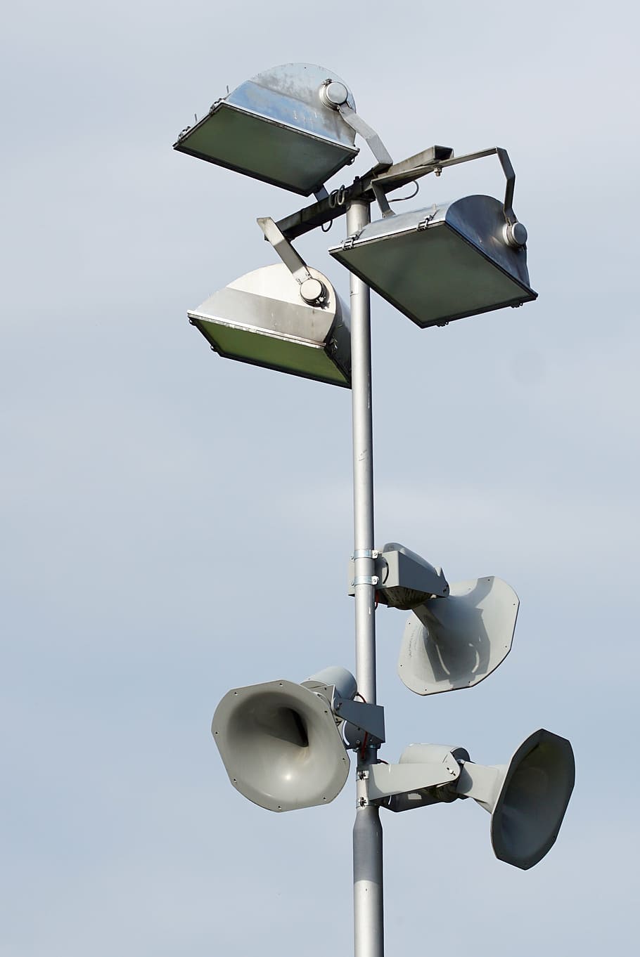 mast, light, lamps, speakers, sports ground, sky, low angle view, security camera, street, lighting equipment