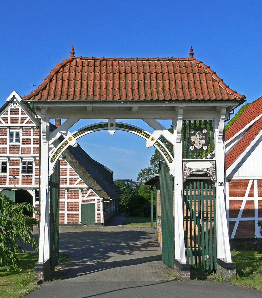goal, driveway, truss, old country, architecture, farmhouse, fachwerkhaus, inscription, fruit growing area, facade