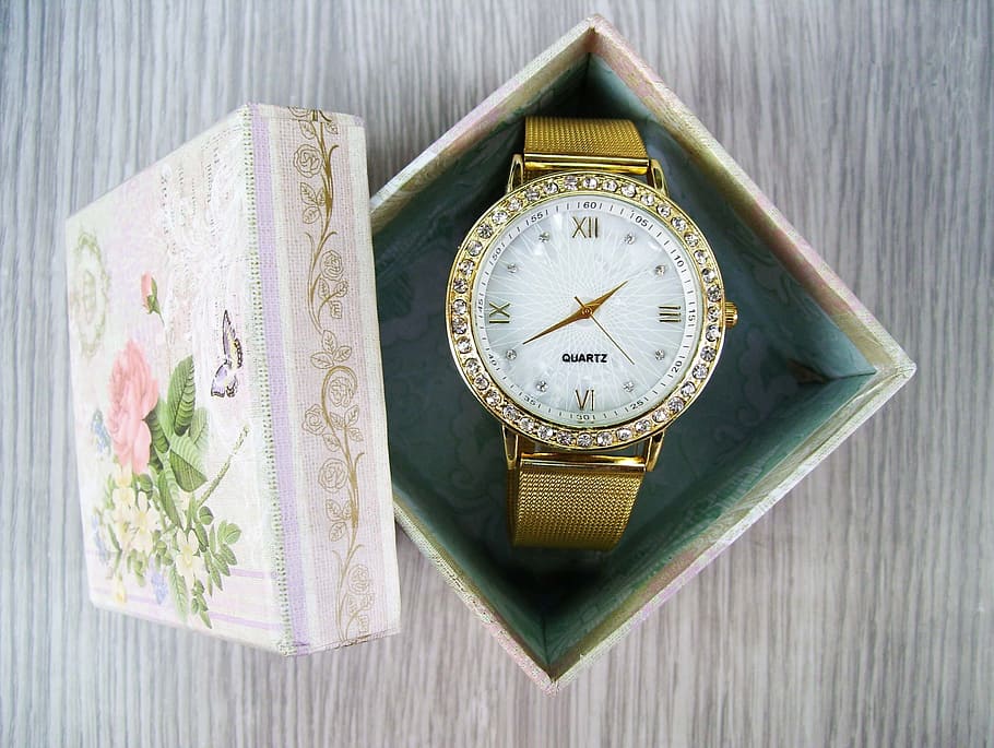 round gold-colored analog, link bracelet, Watch, Time, Analog, Ladies, Tips, ladies watch, hours, measurement of time