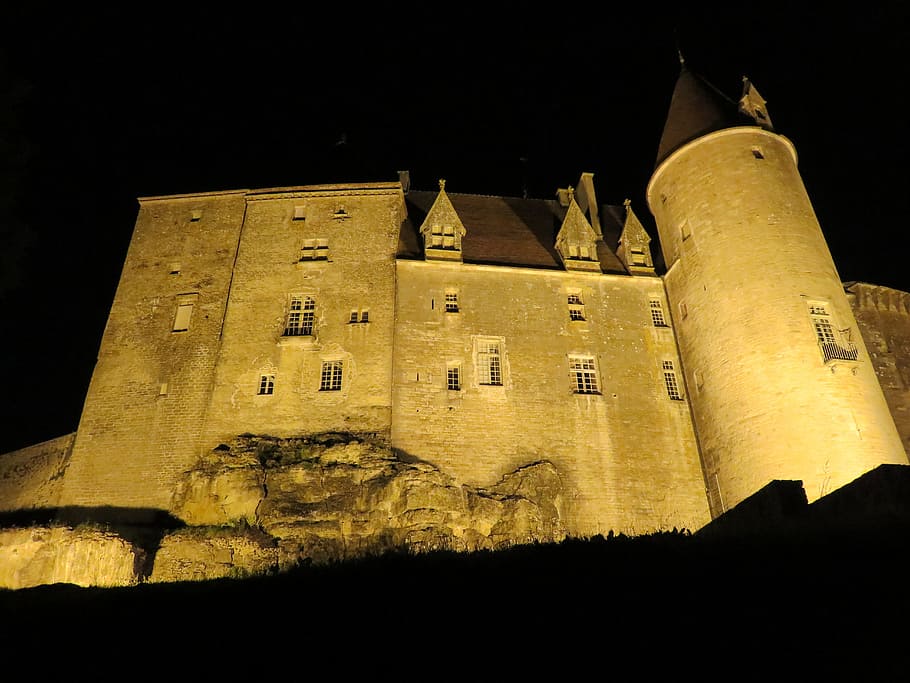 chateauneuf-en-auxois, chateauneuf, chateau, castle, bourgogne, burgundy, middle ages, castles, france, knight's castle