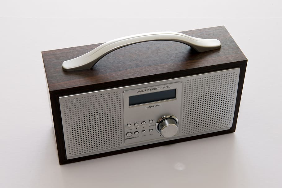 marrón, gris, portátil, estéreo, estéreo portátil, radio portátil, dab, digital, metal, audio