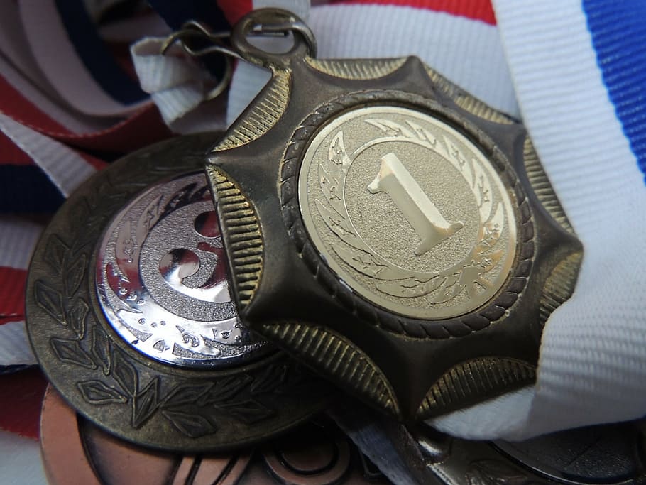 gold medal, medal, win, tribute, success, pleasure, smile, childhood, still life, close-up