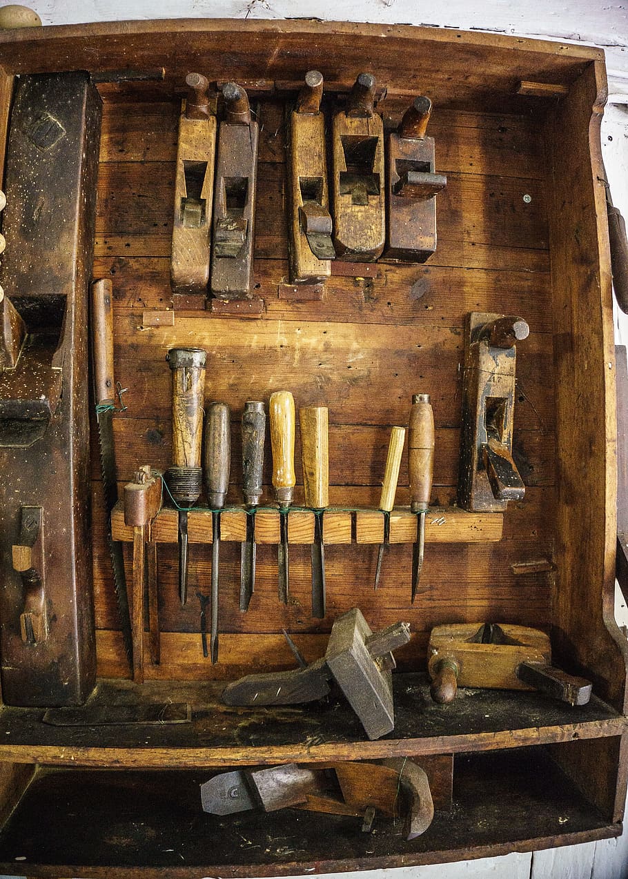 wood, woodworking, tool, tool cabinet, wood planer, wood work, planer, craftsmen, saw, chisels