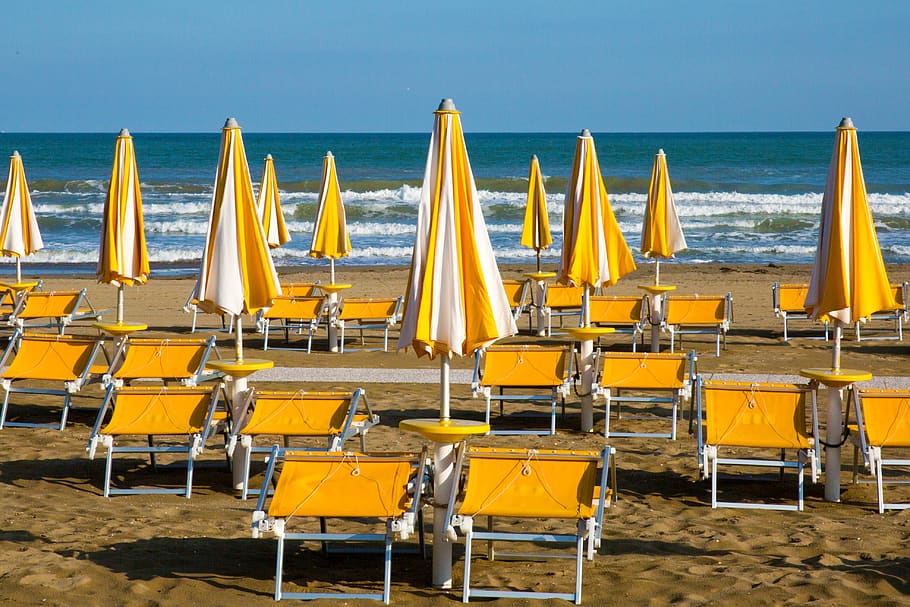 beach, sea, italy, sun loungers, parasols, vacations, relaxation, relax, water, leisure