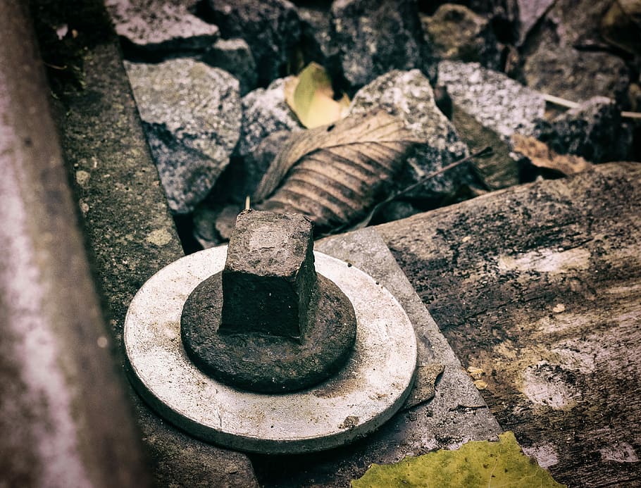 Screw, Track, Railway, built structure, architecture, outdoors, day, close-up, metal, solid