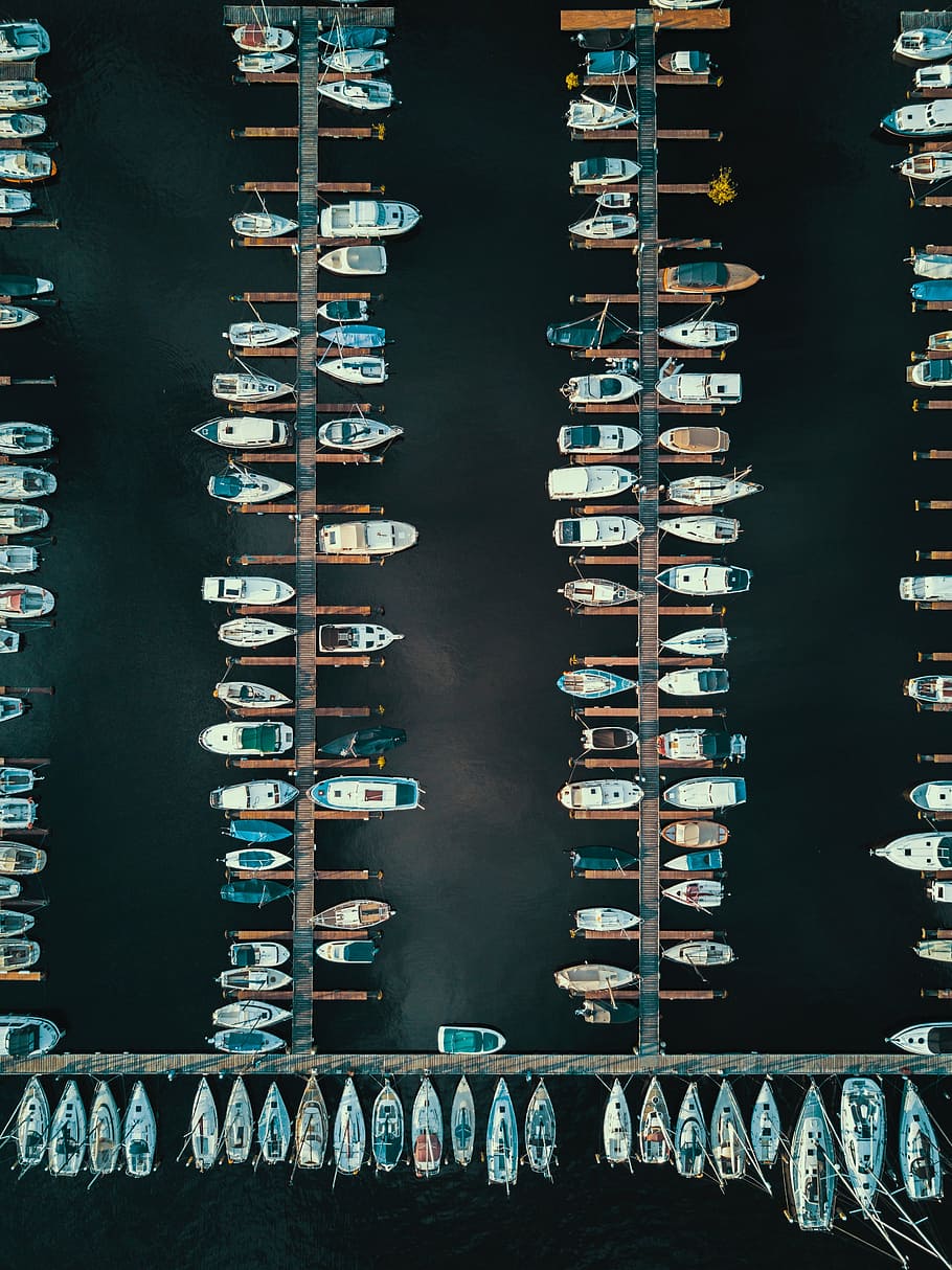 fotografía de la vista superior, barcos, muelle, camino, mar, océano, agua, barco, yate, transporte
