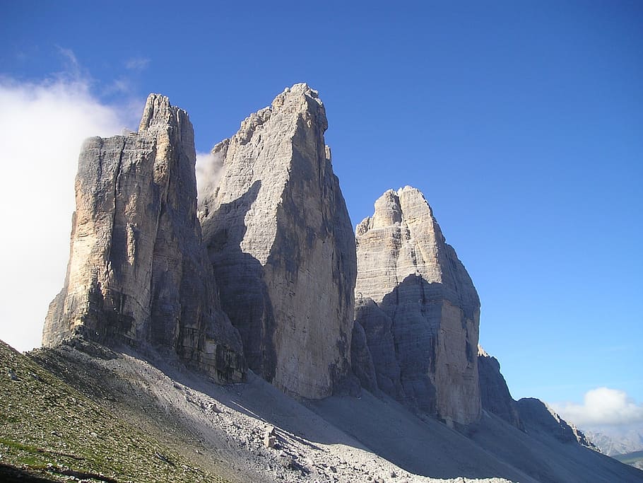 灰色, 岩が多い, 形成, 青, 空, 3つのzinnen, lavaredo, 北壁, 大きな尖塔, 西部ジンネ