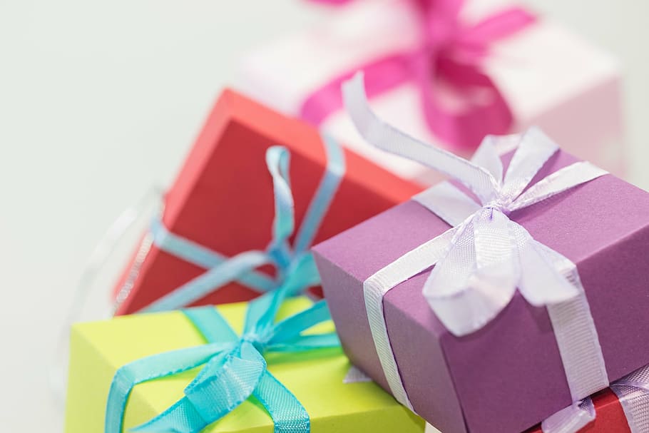sortido, lote de caixa de presente, presentes, pacotes, feitos, laço, laço de pacote, natal, decoração de natal, dar