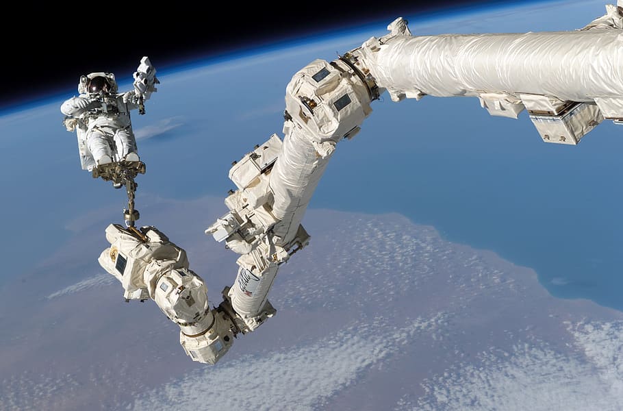 international, space station, Astronaut, International Space Station, space walk, steve robinson, canadarm2, iss, blue, space exploration