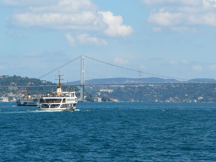 ferry, bosphorus, translate, shipping, transport, ship traffic, pass, istanbul, transportation, water