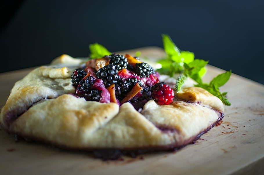 blackberry, galette, dessert, pastry, homemade, food and drink, freshness, food, indoors, ready-to-eat