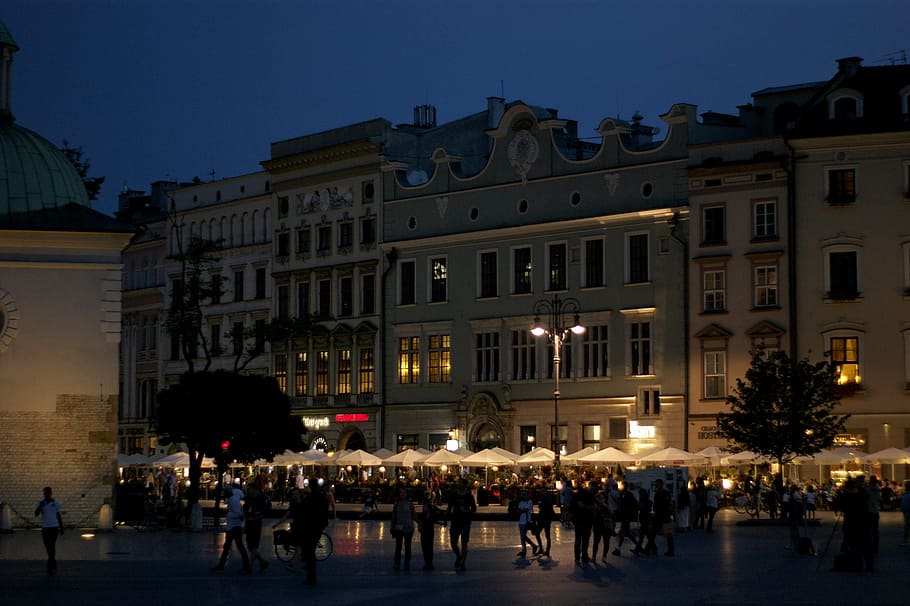 plaza principal, noche, cracovia, ciudad, arquitectura, punto de referencia, edificio, turismo, calle, paisaje urbano