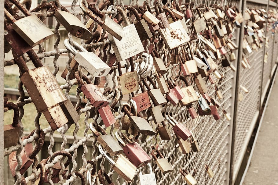 kastil, cinta, kunci cinta, gembok, jembatan, persahabatan, simbol cinta, pagar, menggabungkan, hari valentine