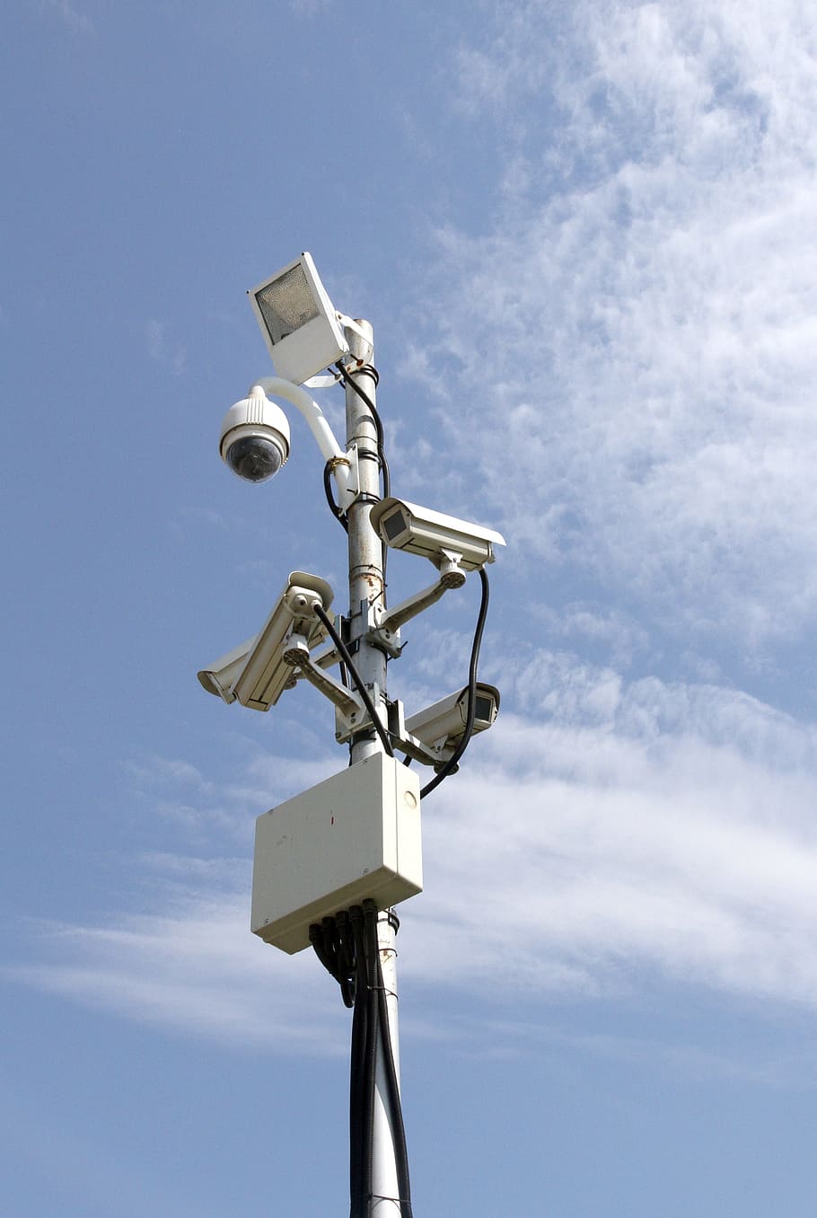 poste de cámara de seguridad, luz, cctv, vigilancia, seguridad, cámara, control, sistema, tecnología, video