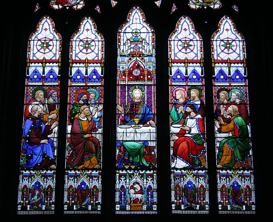 terakhir, dekorasi katedral perjamuan, perjamuan terakhir, jendela kaca patri, gereja st michael, sittingbourne, yesus kristus, murid, pengikut, kitab suci