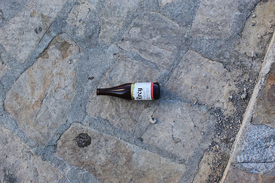 bottle, beer, wine, street, floor, alcohol, enjoy, pull, drink, glass