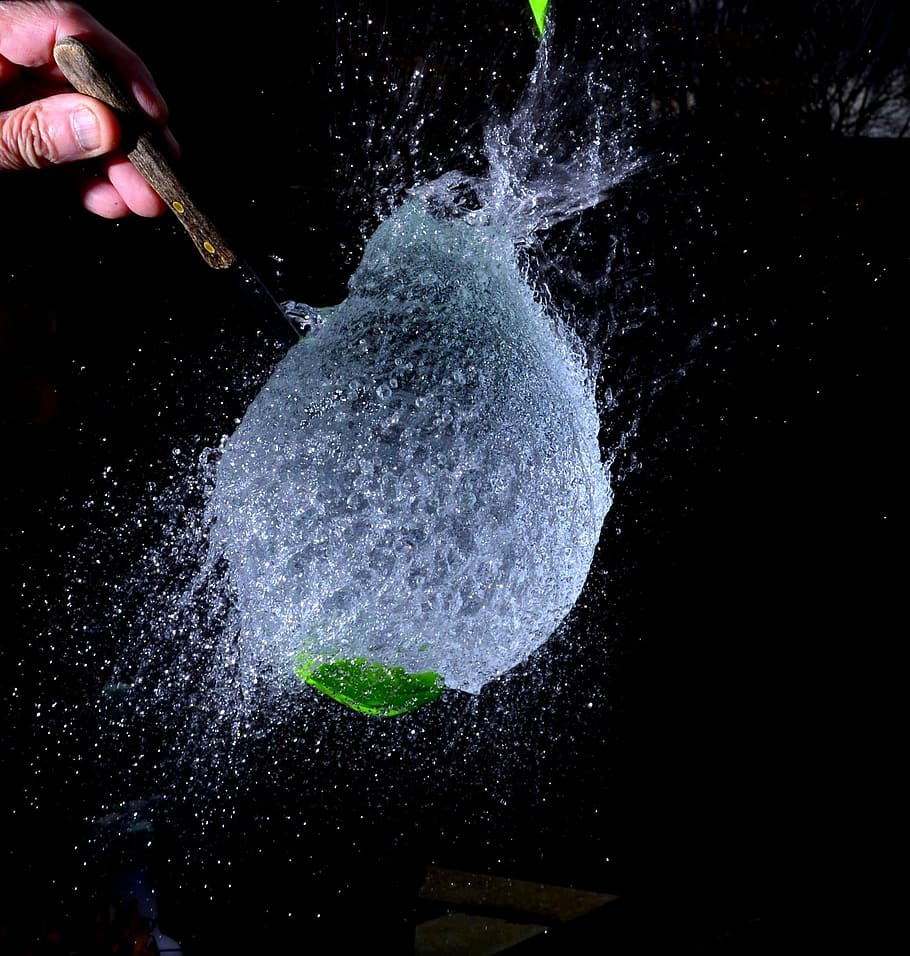 body, water, leaf, balloon, splash, form, moment, water bomb, slow motion, one person